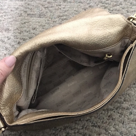 Michael Kors Bedford Tassel Gold Pebbled Leather Flap Bag - Picture 7 of 16